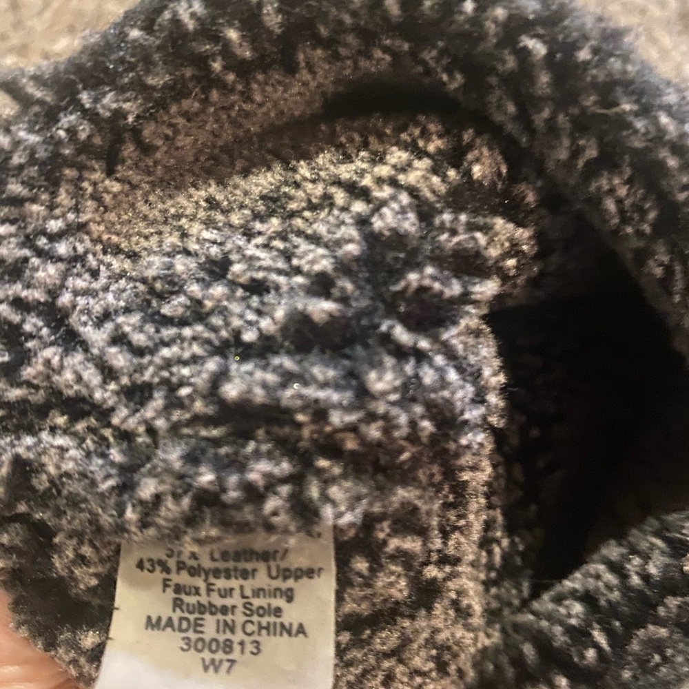 Boots - Picture 5 of 5